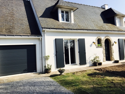 Pose de fenêtres, porte d'entrée, volets et porte de garage à Haute-Goulaine