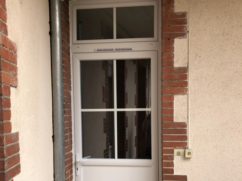 Pose d'une porte à La Chapelle-sur-Erdre